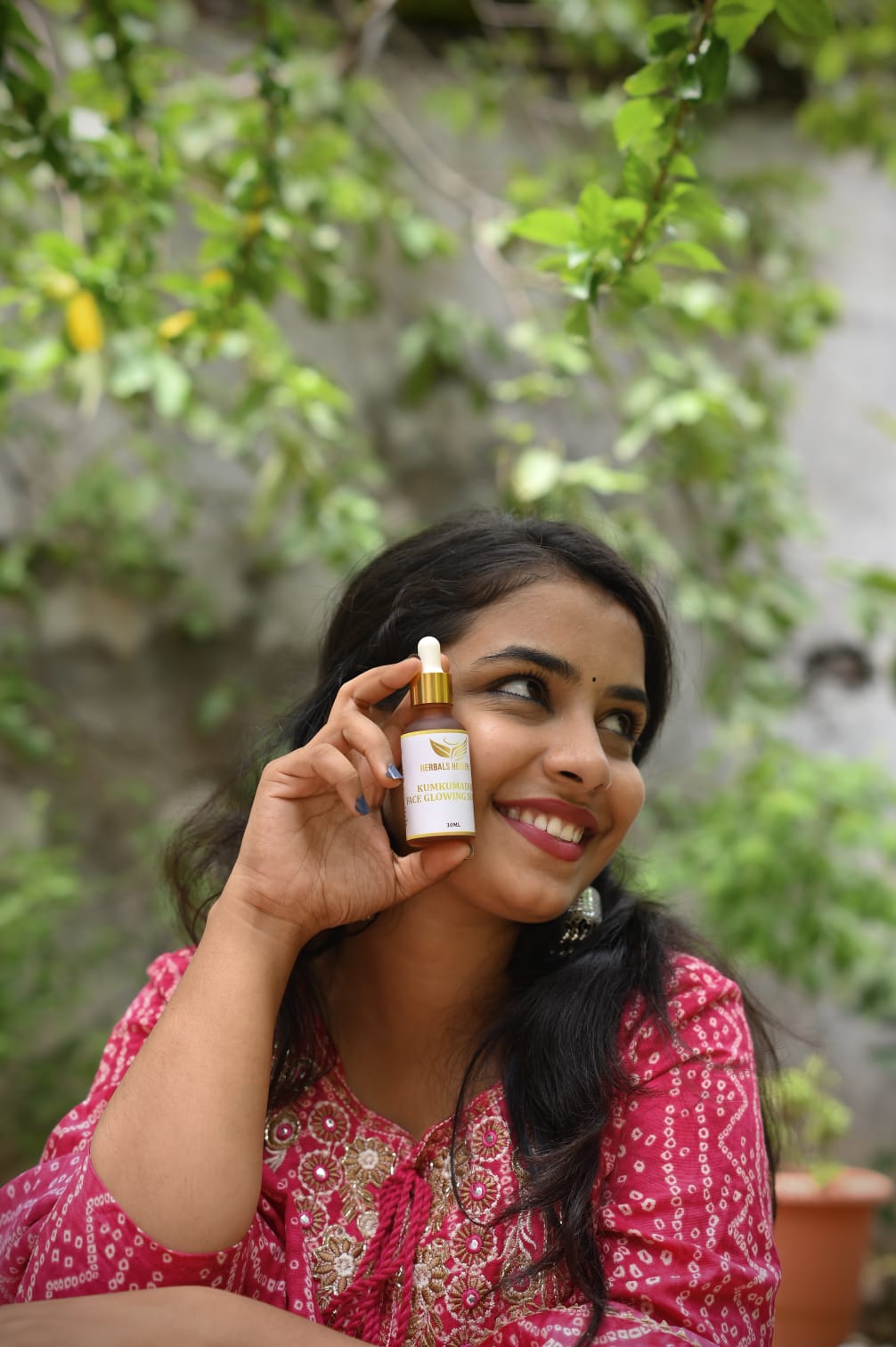 Herbals Heaven Kumkumadi Face Glowing Serum